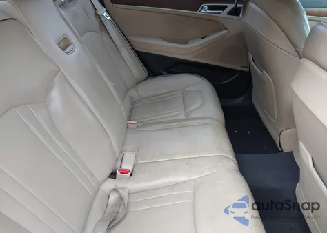 2015 Hyundai Genesis 3.8 z USA, uszkodzony, nr VIN KMHGN4JEXFU014969